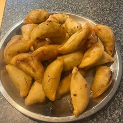 A picture of Mawa Gujiya.