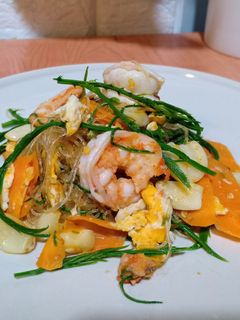 รูปของ ผัดวุ้นเส้นชะอมกุ้งสด