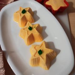 A picture of Curd Mango Icecream.