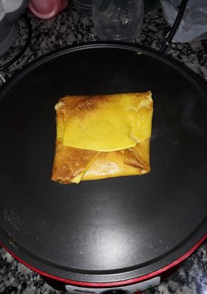 Una foto de Crepes con masa de palta y anco