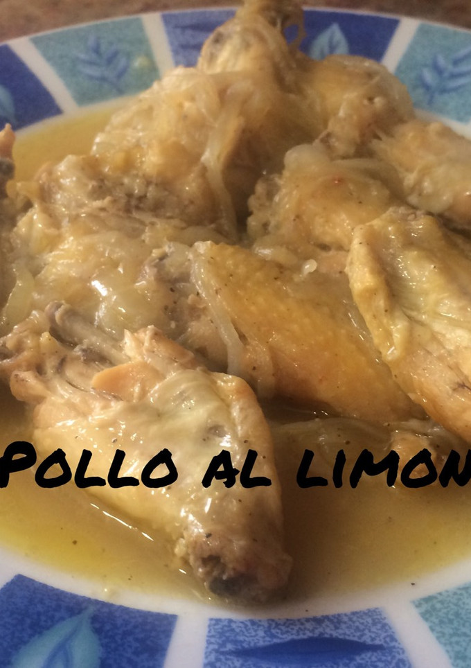 Una foto de Pollo al limón