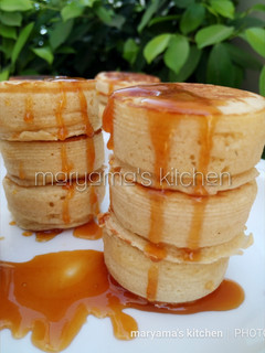 A picture of Fluffy japanese pancake.