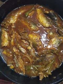 Una foto de Sardina en salsa de tomate