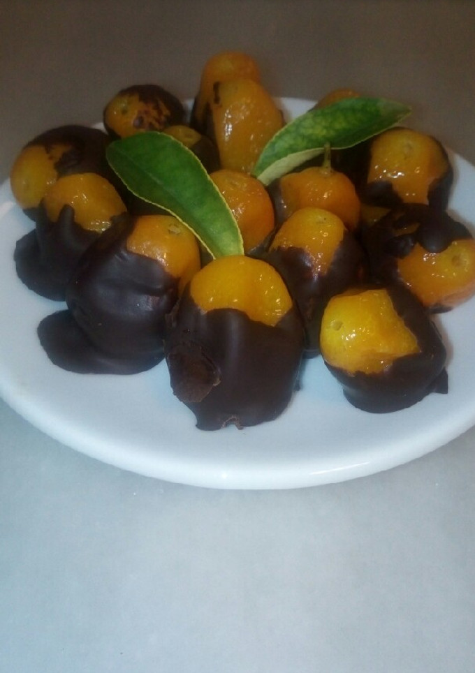 Una foto de Naranjas chinas con chocolate
