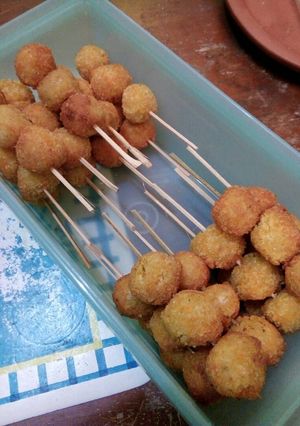 Foto resep Bola-Bola Pisang Isi Coklat Misis