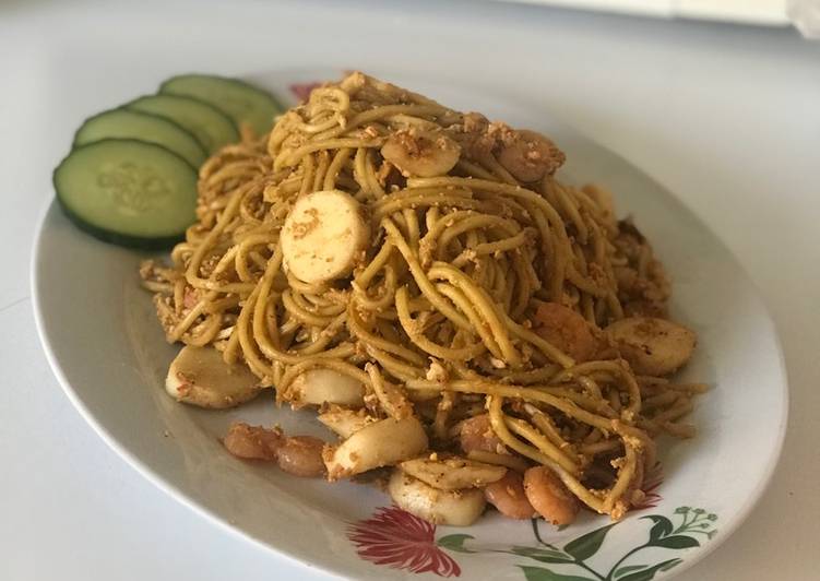 Bagaimana Menyiapkan Bakmi goreng Jawa seafood yang Menggugah Selera