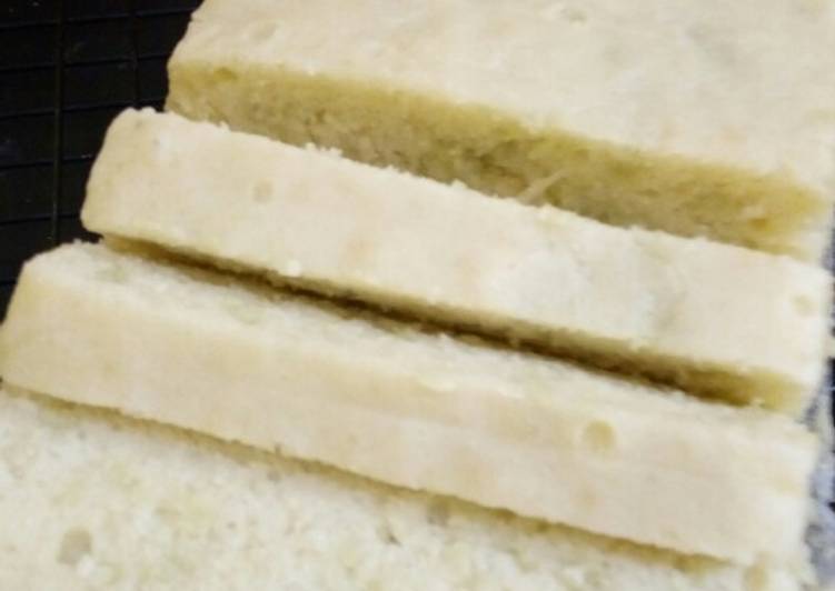 Cara Gampang Membuat Cake Kukus Tape Ketan Hijau, Enak Banget
