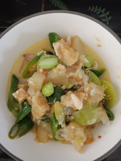 Foto resep Tumis kikil pete cabe ijo
