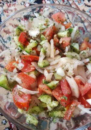 عکسی از دستور سالاد شیرازی