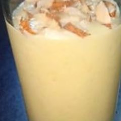 A picture of Mango cake Shake Left over.