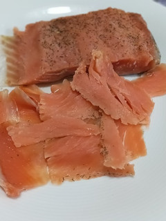 Una foto de Salmón marinado
