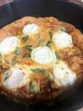 Fritata de albahaca con queso de cabra