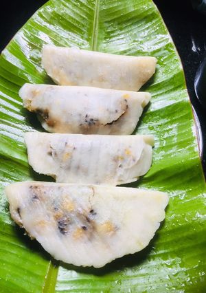 A picture of Banana plantain leaves adai (nutrious).