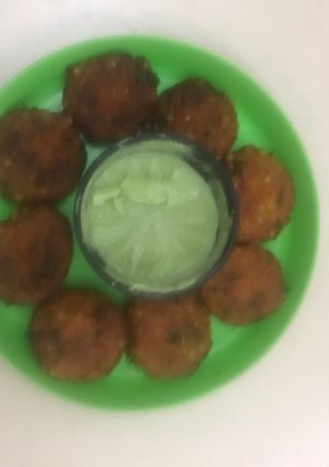 સાબુદાણા વડા (Sabudana Vada Recipe In Gujarati) રેસીપી મુખ્ય ફોટો