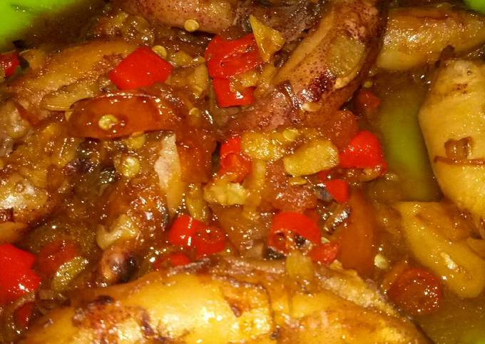 Bagaimana Menyiapkan Cumi Asin Goreng Mentega Pedas yang Sempurna