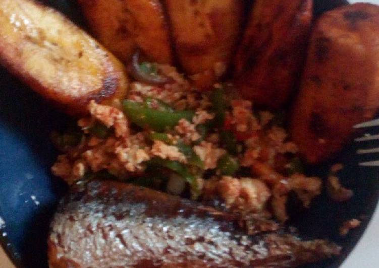 Recipe of Homemade Plantain, egg sauce and fish