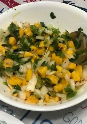 A picture of Mango 🥭 pico Mexican salad.