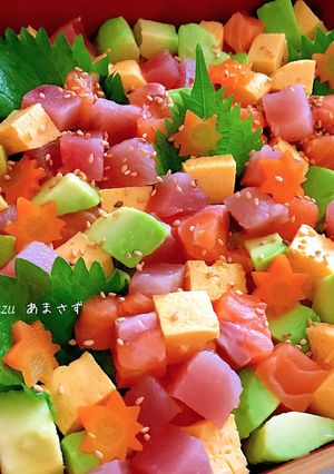 Foto di Chirashi sushi