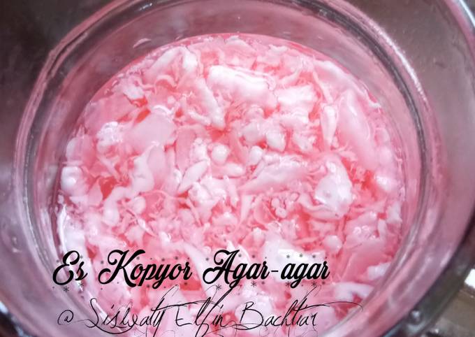 Resep Es Kopyor Agar-agar #BikinRamadanBerkesan oleh Siswaty Elfin Bachtiar - Cookpad