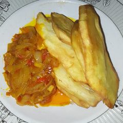 A picture of Fried Sweet Potatoes with Sauce.