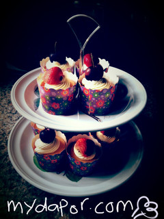 A picture of cheese cupcake.