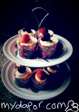 A picture of cheese cupcake.