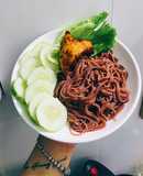 Bún gạo lứt + Ức gà nướng sốt BBQ