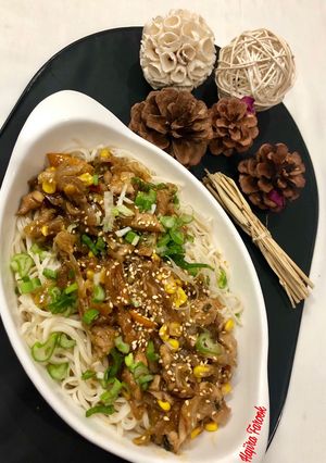 A picture of Chicken Chowmein.