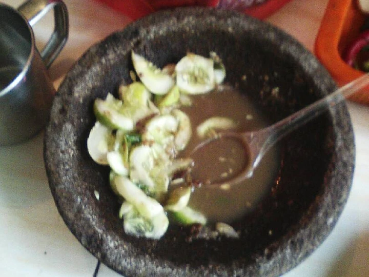 Cara Simple Menyiapkan Resep  Rujak mentimun (reuceuh bonteng) yang Bisa Manjain Lidah, Menggugah Selera