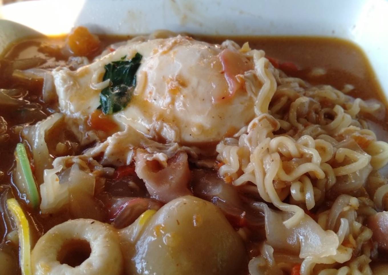 Seblak telor + mie goreng rendang