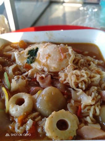 Langkah Mudah untuk Membuat Seblak telor + mie goreng rendang Simpel