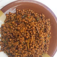 A picture of Pigeon beans meal (Agugu ne Achicha).