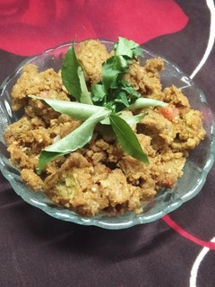 દુધી ના મુઠીયા (Dudhi Muthia Recipe In Gujarati) રેસીપી મુખ્ય ફોટો