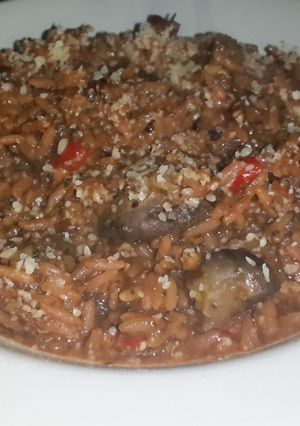 Una foto de Risotto de arroz con remolacha