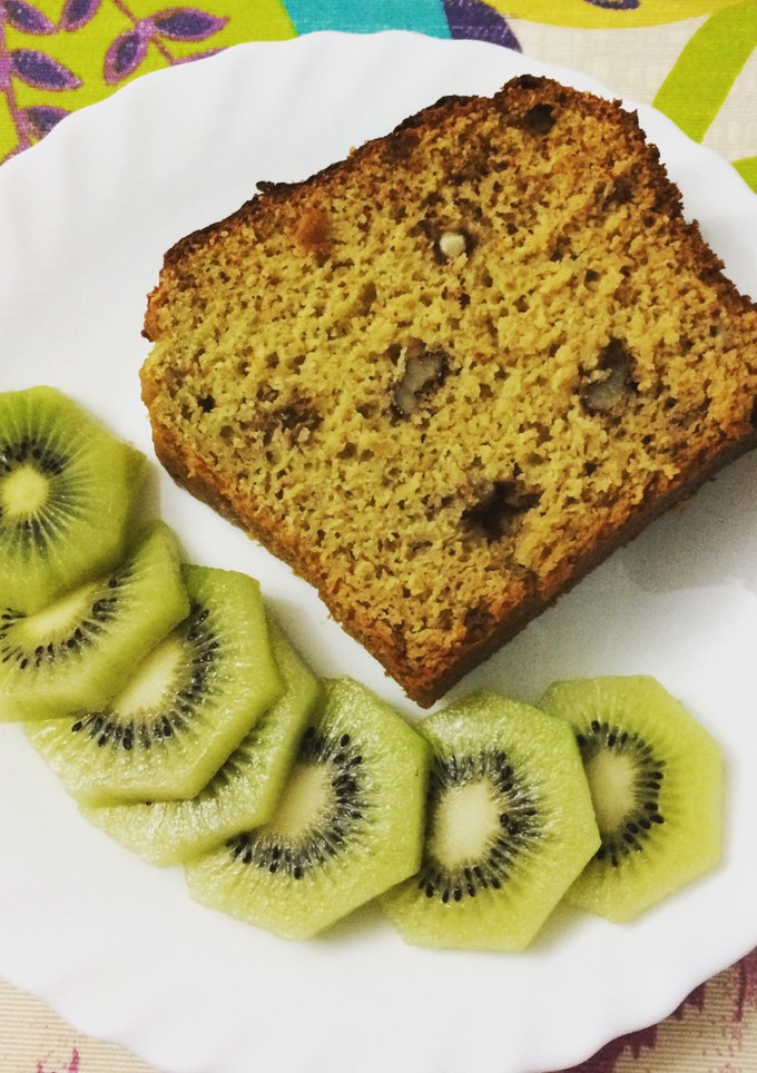 Una foto de Bizcocho de aguacate con nueces