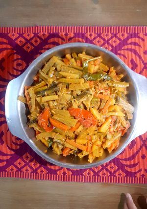 ফুলকপির ডাটা চচ্চড়ি রেসিপির প্রধান ছবি