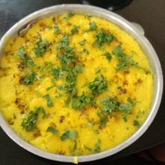 A picture of Suji and curd ke tasty Dhokla.