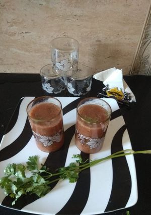 A picture of Lauki Tamatar Juice.