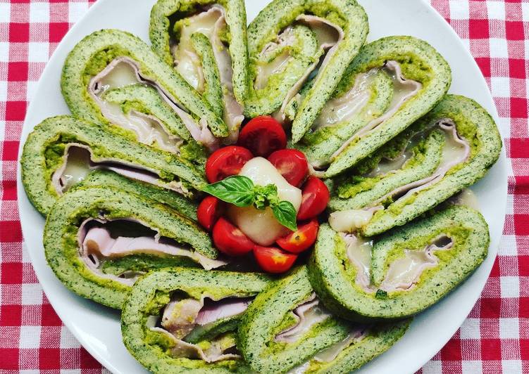 Rotolo di frittata con pistacchi, scamorza passita e Praga