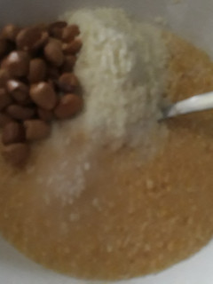 A picture of Soaked garri.