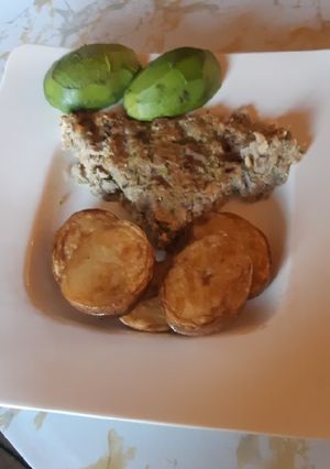 Una foto de Budín de Jurel con papas doradas