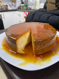 Una foto de Flan cubano