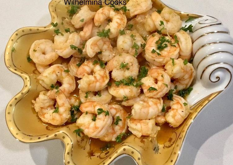 Gambas Al Ajillo (Spanish Garlic Shrimp)