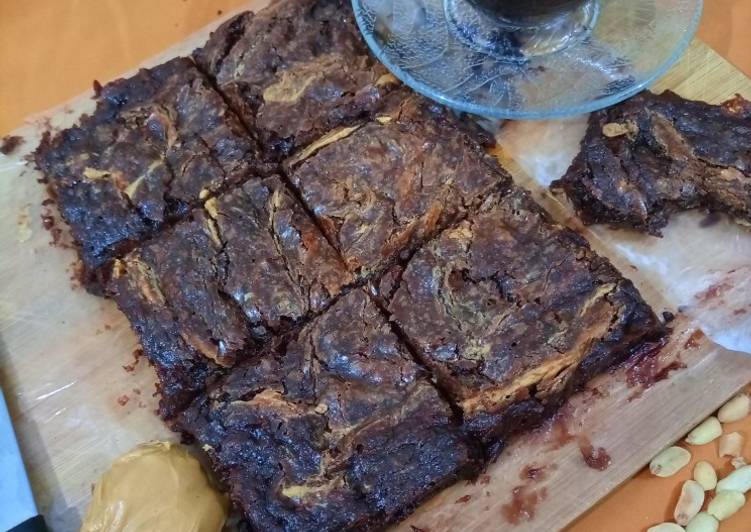 Recipe of Speedy Peanut Butter Brownies