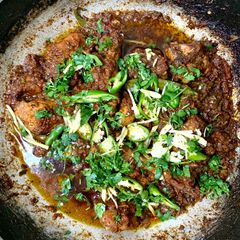 A picture of Chicken Shinwari karahi.