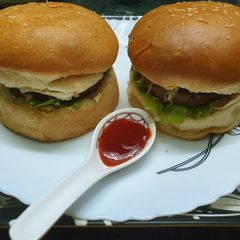 A picture of Grilled Chicken Burger.