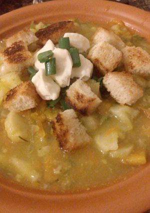 Una foto de Sopa de verduras c/crutones