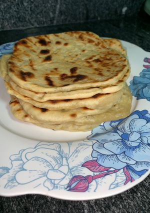 A picture of Naan bread.