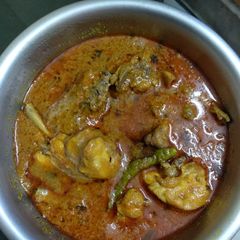 A picture of Chicken Curry.