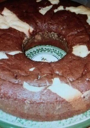 Una foto de Torta marmolada de vainilla y chocolate
